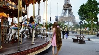 The prettiest carousel ever  Eiffel Tower Paris 2013 HD [upl. by Adiol636]