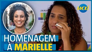 Anielle Franco chora ao ver gravação de Marielle em evento [upl. by Simon]