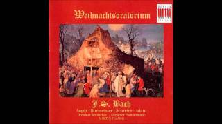 Weihnachtsoratorium  JS Bach  17  Schaut hin dort liegt im finstern Stall Chor  2Teil [upl. by Hannala]