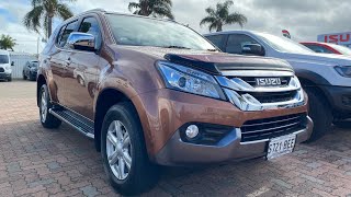 2015 Isuzu MUX LST 4x4 [upl. by Wilfred]