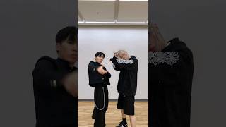 필릭스의 ChkChkBoom Challenge 🎯 w WEDEMBOYZ 위댐보이즈 INGYOO 인규 님😎 StrayKids 스트레이키즈 ATE [upl. by Atsed]