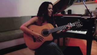 Beatriz Luengo quotAlguien Use Somebodyquot  Acústico [upl. by Kremer]