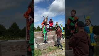 We dansen en we zingen zingen dansen sintalarm sinterklaas intocht pietenkidz shorts [upl. by Sergio881]