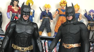 Hot Toys vs Enterbay Comparison of 14 Scale Batman Begins Batman UnboxingReview part 2 [upl. by Audi]