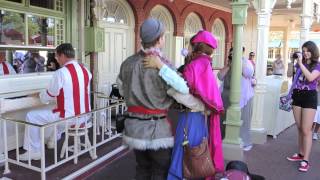 Kristoff Dancing with Anna at Magic Kingdom at Caseys piano [upl. by Kruse]