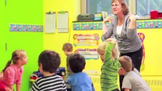 Cours de gym pour les toutpetits 18 mois à 5 ans avec Langmobile [upl. by Eiramik]