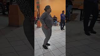 mis leídy bailando sopa de caracol 🎶🎵🎼music baile [upl. by Emsmus544]