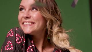 Tezenis Christmas Campaign Dagi Bee [upl. by Eki]