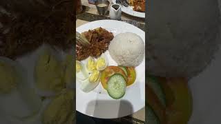 My breakfast fried egg and crispy dilisasmrshortsvideo trending viral [upl. by Lahpos]