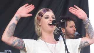 Gin Wigmore performing quotBlack Sheepquot at Warped Tour Ventura 2013 [upl. by Poyssick]