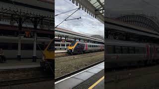 220015 cross country voyager departing York for reading on the 11224 [upl. by Aaron]