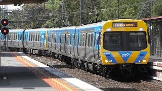 Melbourne Cup 2017 trains at Newmarket  Metro Trains Melbourne [upl. by Coit]