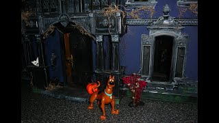 Creating A ScoobyDoo Halloween Haunted House Mystery Mansion  Dollhouse makeover [upl. by Drogin]