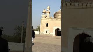 Abbasi Masjid Qila Derawar located in the Cholistan Bwp youtubeshorts qiladerawar [upl. by Taddeusz]