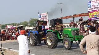 Denny Tibbi Aala Sonalika vs John Deere Tractor Tochan [upl. by Chaffee925]