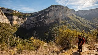 DESCENDRE UNE FALAISE POUR DÉCOUVRIR UN TRÉSOR Choranche AuvergneRhôneAlpes [upl. by Shirley]