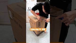 Unboxing Electro Voice Evolve 30M 1000w ⚡️ vua2hand [upl. by Asilla811]