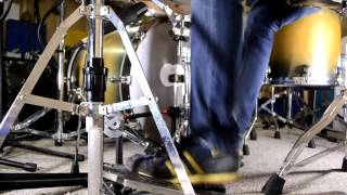 DW 9000 series double bass drum pedal [upl. by Cheffetz96]