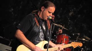 Walter Trout  Help Me  Live On Don Odells Legends [upl. by Soph620]