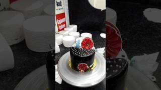 Choco vanilla cake designcake cakedecoration shortvideo [upl. by Enelak749]