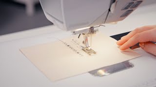 BERNINA 990 – How to work with Jumbo Stitch [upl. by Akcirret]