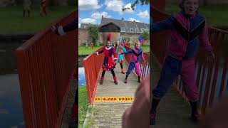 Let op Sinterklaas komt eraan sinterklaas pietenkidz sinterklaasliedjes  shorts kidssong [upl. by Enid643]