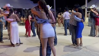 Así Se Baila en Cienega de Loya Chihuahua Con Vendavales [upl. by Rani132]