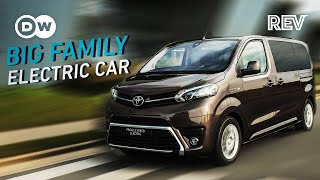 Toyota Proace Verso Electric Review 2021 [upl. by Elfont]