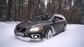 Volvo XC70 in deep snow [upl. by Anohr]