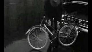 Introductie van de vouwfiets in Amsterdam 1964 [upl. by Hayn]