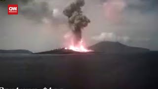 Gunung Anak Krakatau Alami 4 Kali Erupsi Status Siaga [upl. by Lattonia]