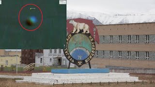 Pyramiden la ciudad fantasma que tuvo que ser abandonada en 24 horas [upl. by Ellerrad]