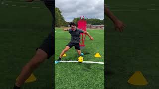 Frenkie de Jong skill breakdown soccer football soccerskills footballskills soccertraining [upl. by Bogusz]