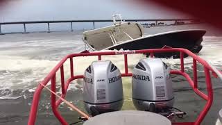 Parbuckling a 27 catamaran by Stuart Florida causeway [upl. by Eylhsa955]