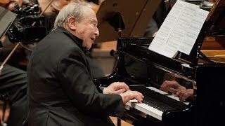 Menahem Pressler making his debut with the Berliner Philharmoniker [upl. by Ymeraj953]