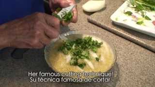 Chile Verde De Tomatillo How To [upl. by Selym]