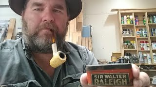 Some new Sir Walter Raleigh in the pipe and an unusual little old tin to show [upl. by Anawot]