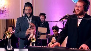 Duet with famous clarinet player Avrum Balty A Berko Production אברהם בלטי בביצוע מדהים הורה [upl. by Arturo]