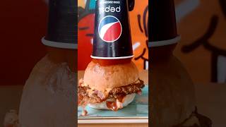 Ullalla jumbo burger food foodie pavia smashburger [upl. by Laurette]