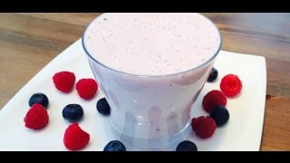 Der Kiwi Erdbeer Protein Shake  leckeres Fitness Rezept [upl. by Obel]