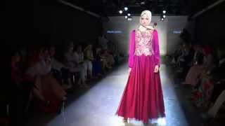 Modanisa Tesettür Giyim Defilesi 2014 Hijab Fashion Show Turkey [upl. by Lasko244]