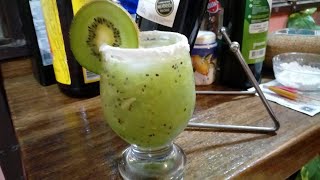 Caipirinha de Kiwi por Fernando Couto [upl. by Chemash]