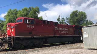 CPKC M268 passes late through Garyville LA [upl. by Ydnac]