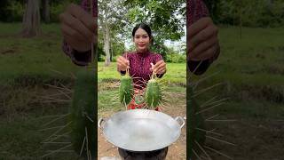 Cooking papaya with egg recipe foodie cookrecipe cooking delicious [upl. by Vasiliu]