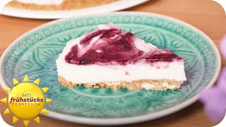 Sündiges Gebäck ohne Backen  zuckersüßer BlueberryCheesecake  SAT1 Frühstücksfernsehen [upl. by Aihseuqram678]