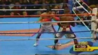 Floyd Mayweather Jr vs Jesus Chavez Pt4 2001 [upl. by Kerekes]