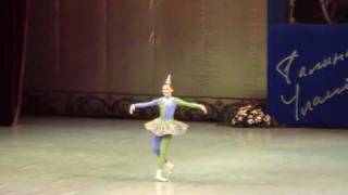 32 fuettesquotSwan lakequotClowns variationTPetrovaVKuramshine choreography [upl. by Naleek937]