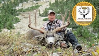 1235 yard longrange shot  Wyoming Mule Deer Hunt [upl. by Huntington243]