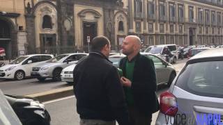 Luca Abete di Striscia la Notizia fa le multe alla polizia [upl. by Nodaj615]