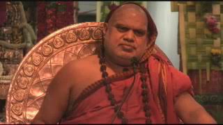 Sringeri Jagadguru explains about the Greatness of Guru Tamil [upl. by Gifferd779]